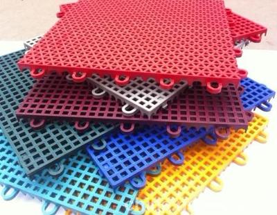 四川南充地面裝飾選擇 塑料拼裝地板、塑膠地板與實木地板綜合解析